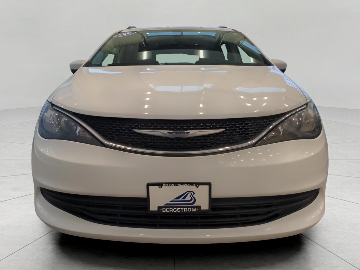 2020 Chrysler Voyager LXI