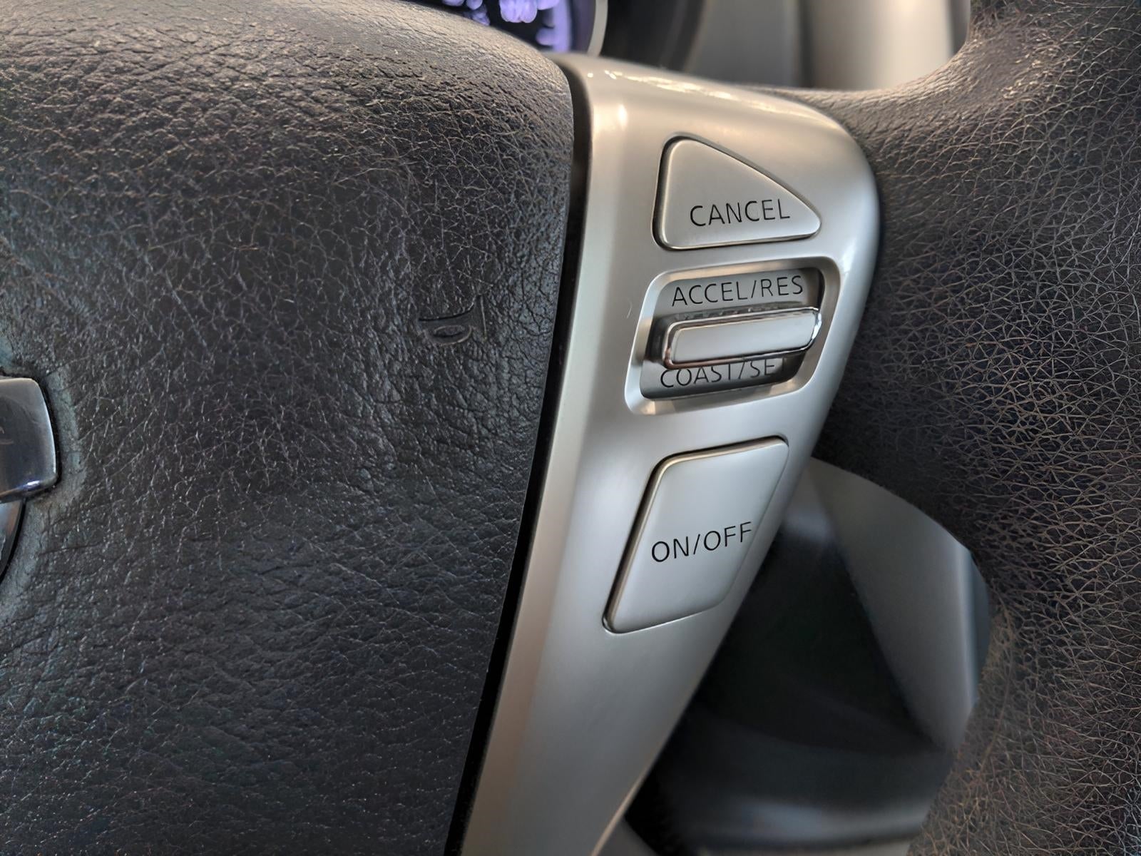 2016 Nissan Versa SV