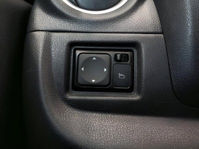 2016 Nissan Versa SV