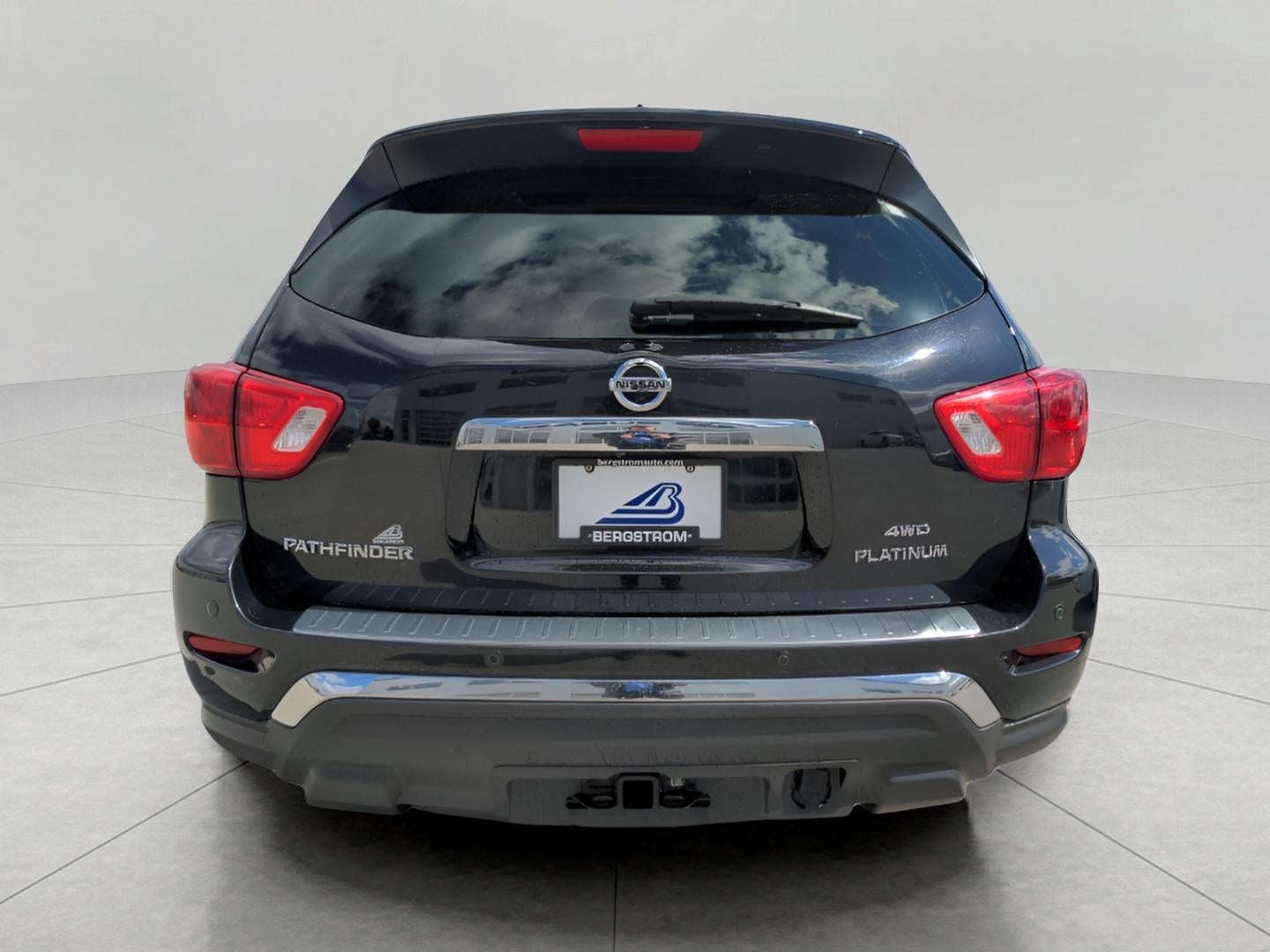 2020 Nissan Pathfinder Platinum