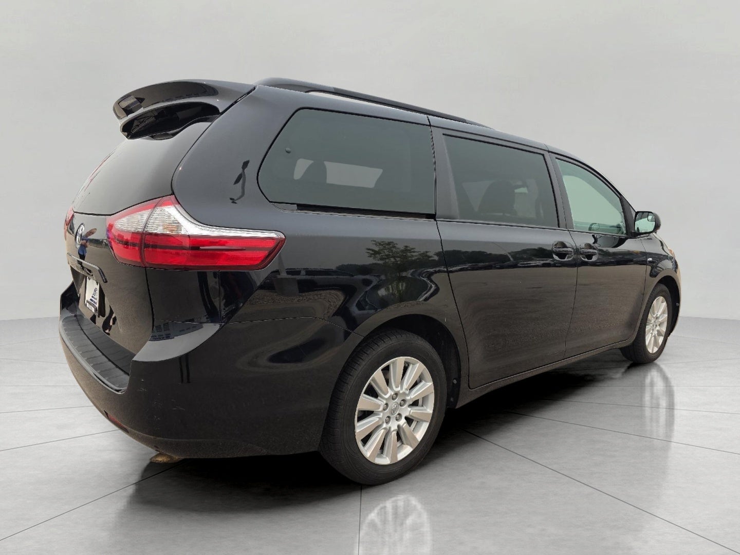 2017 Toyota Sienna LE