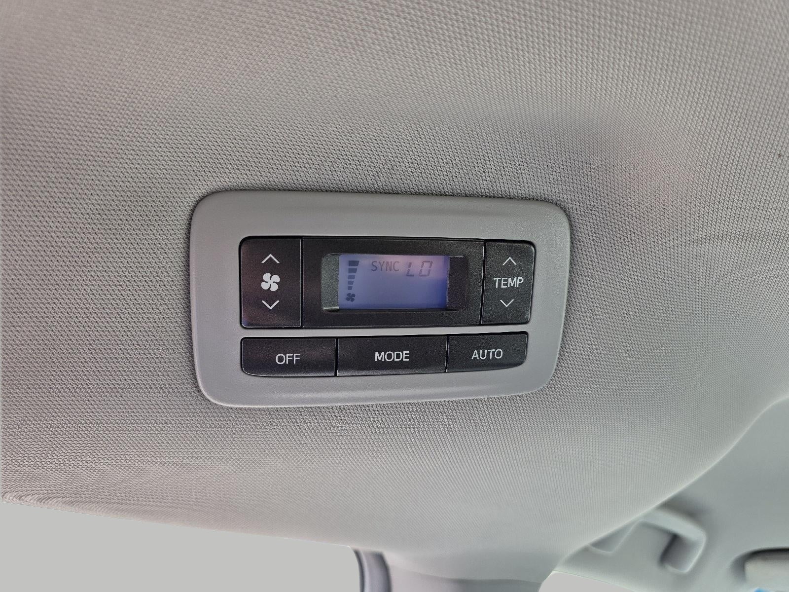 2017 Toyota Sienna LE