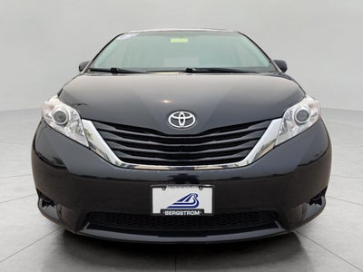 2017 Toyota Sienna LE