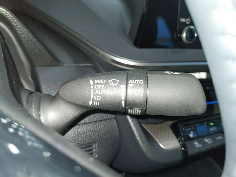 2023 Toyota Prius LE