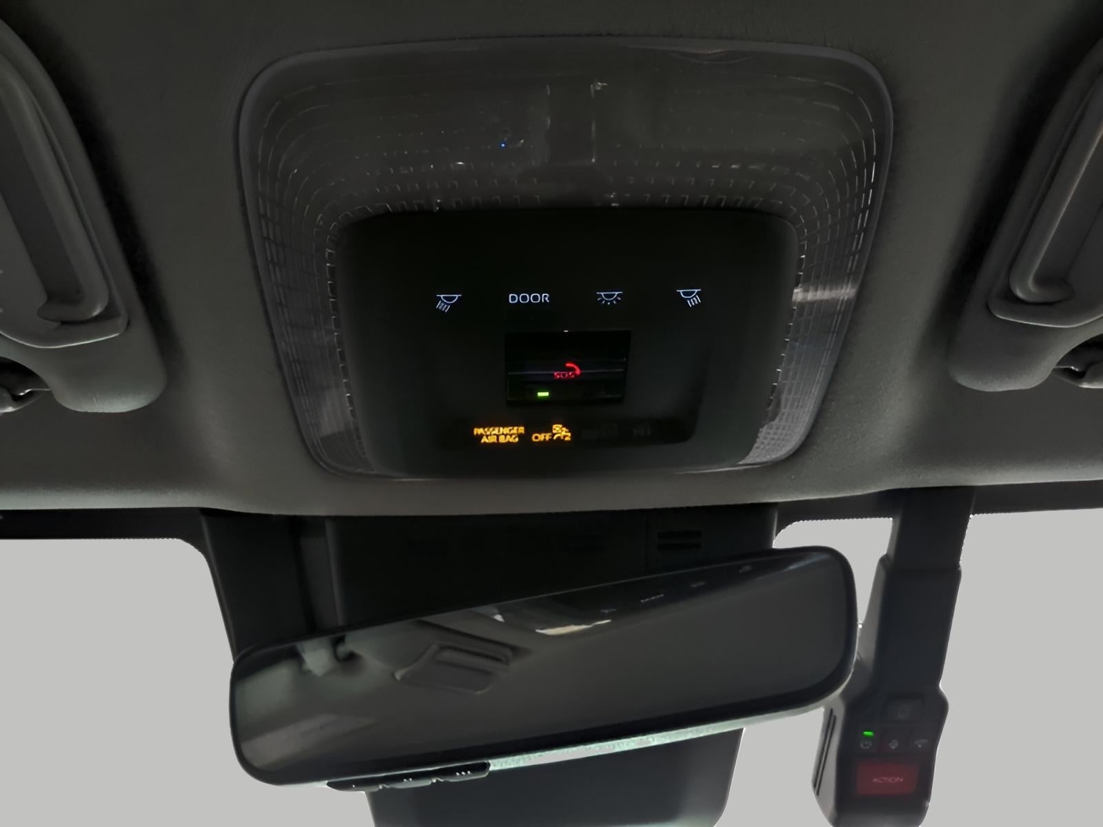 2023 Toyota Prius LE