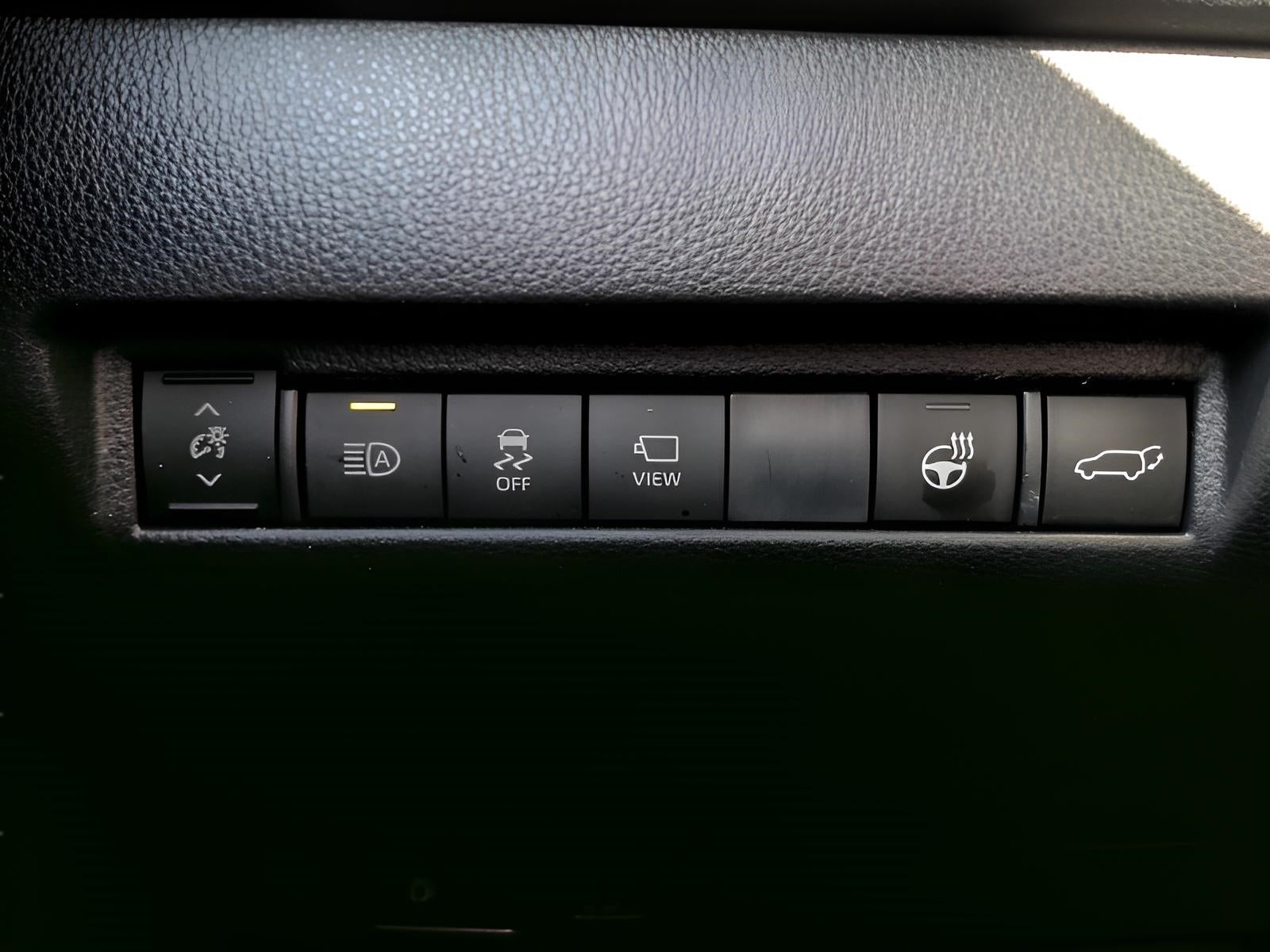 2024 Toyota Venza LE