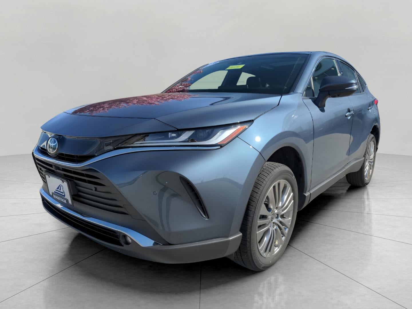 2024 Toyota Venza LE