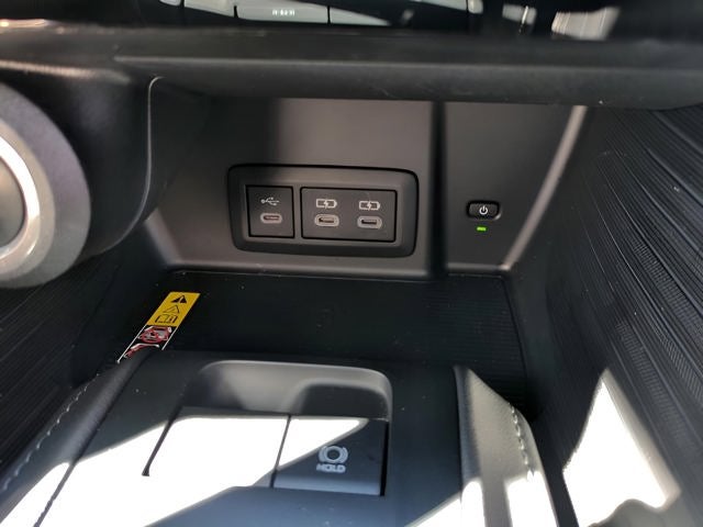 2024 Toyota Venza LE