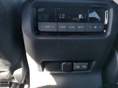 2025 Toyota Land Cruiser 4WD (Natl)