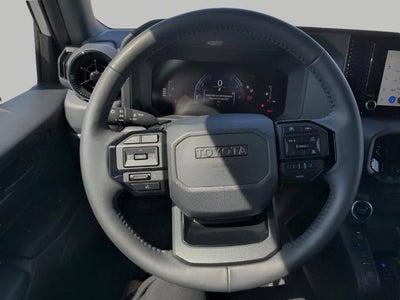 2025 Toyota Land Cruiser 4WD (Natl)