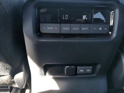 2025 Toyota Land Cruiser 4WD (Natl)