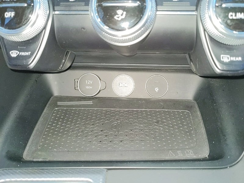 2022 Genesis G70 2.0T