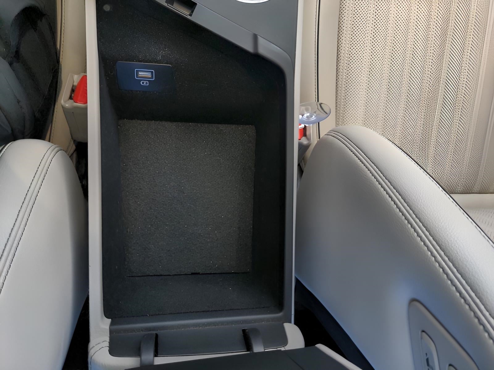 2022 Genesis G70 2.0T