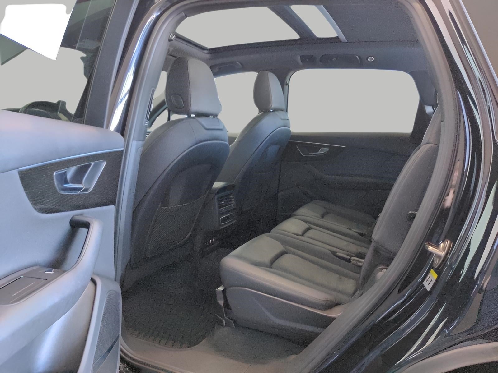 2021 Audi Q7 Premium Plus