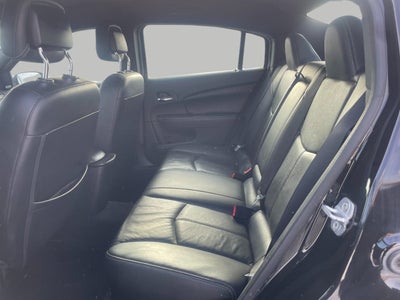 2013 Chrysler 200 4dr Sdn Limited