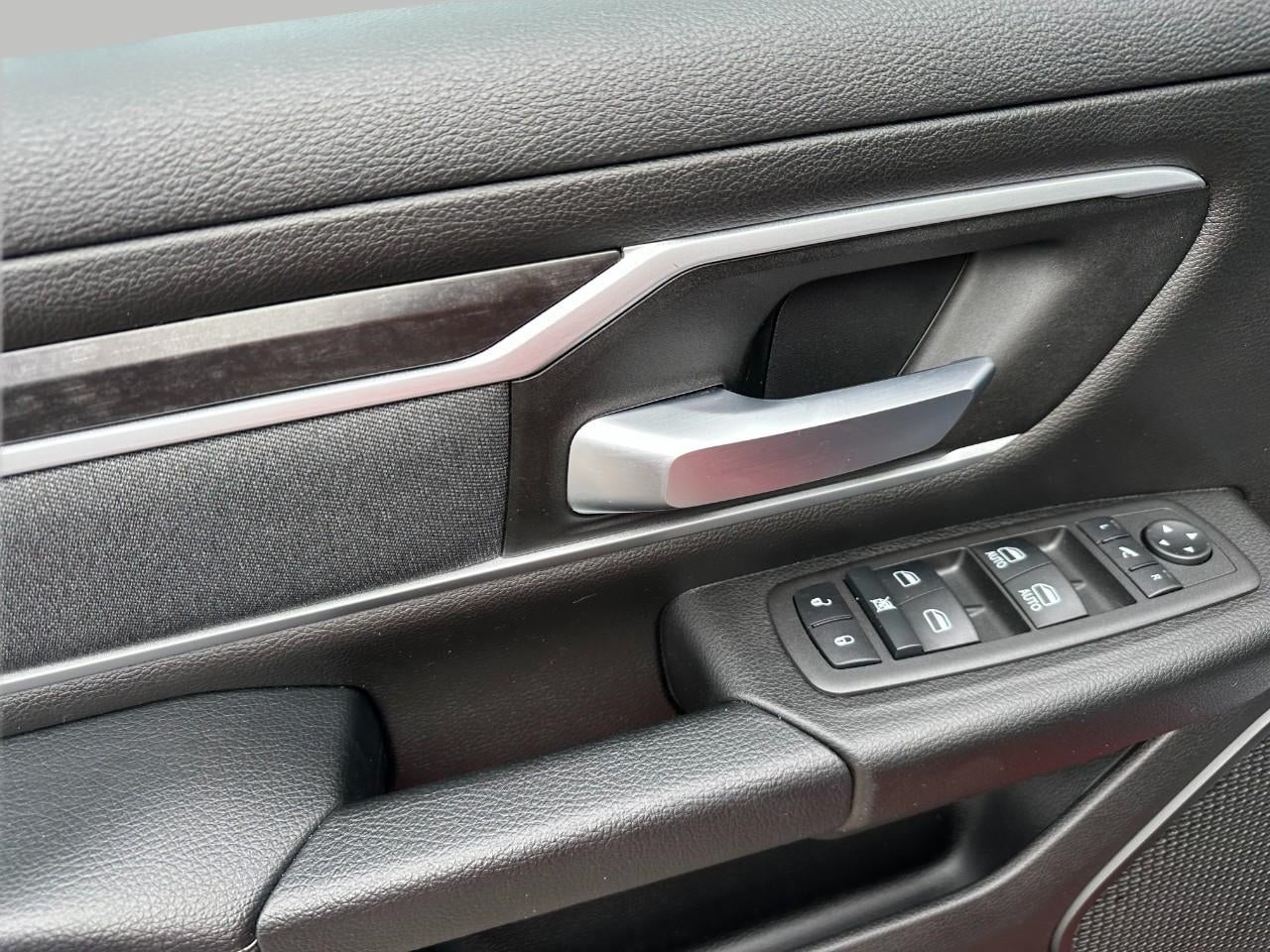 2022 RAM 1500 Lone Star 4x4 Crew Cab 5'7 Box