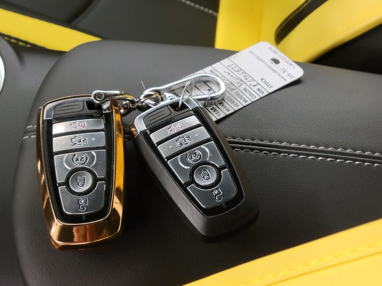 2024 Ford MUSTANG COUPE