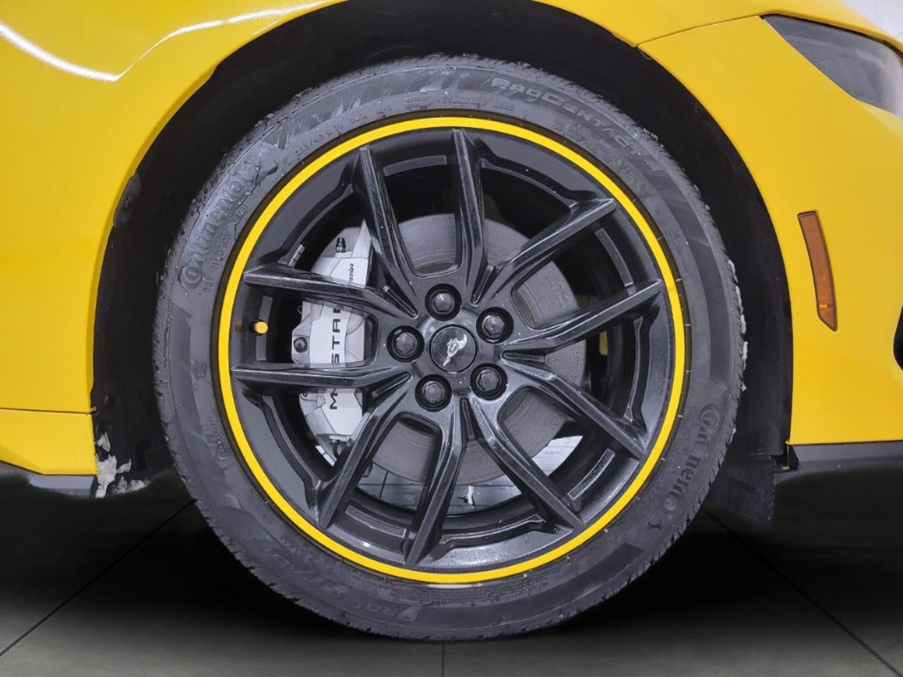 2024 Ford MUSTANG COUPE