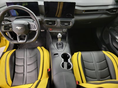 2024 Ford MUSTANG COUPE