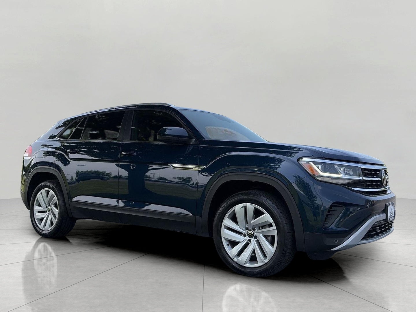 2023 Volkswagen Atlas Cross Sport 3.6L V6 SE w/Technology 4MOTION