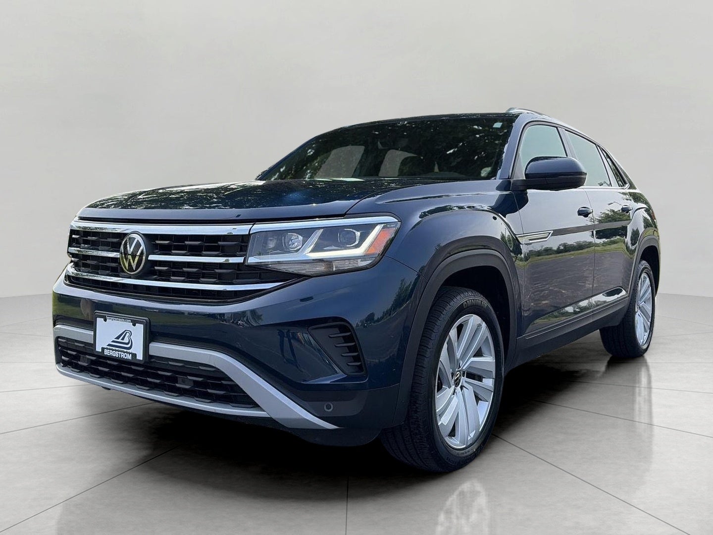 2023 Volkswagen Atlas Cross Sport 3.6L V6 SE w/Technology 4MOTION