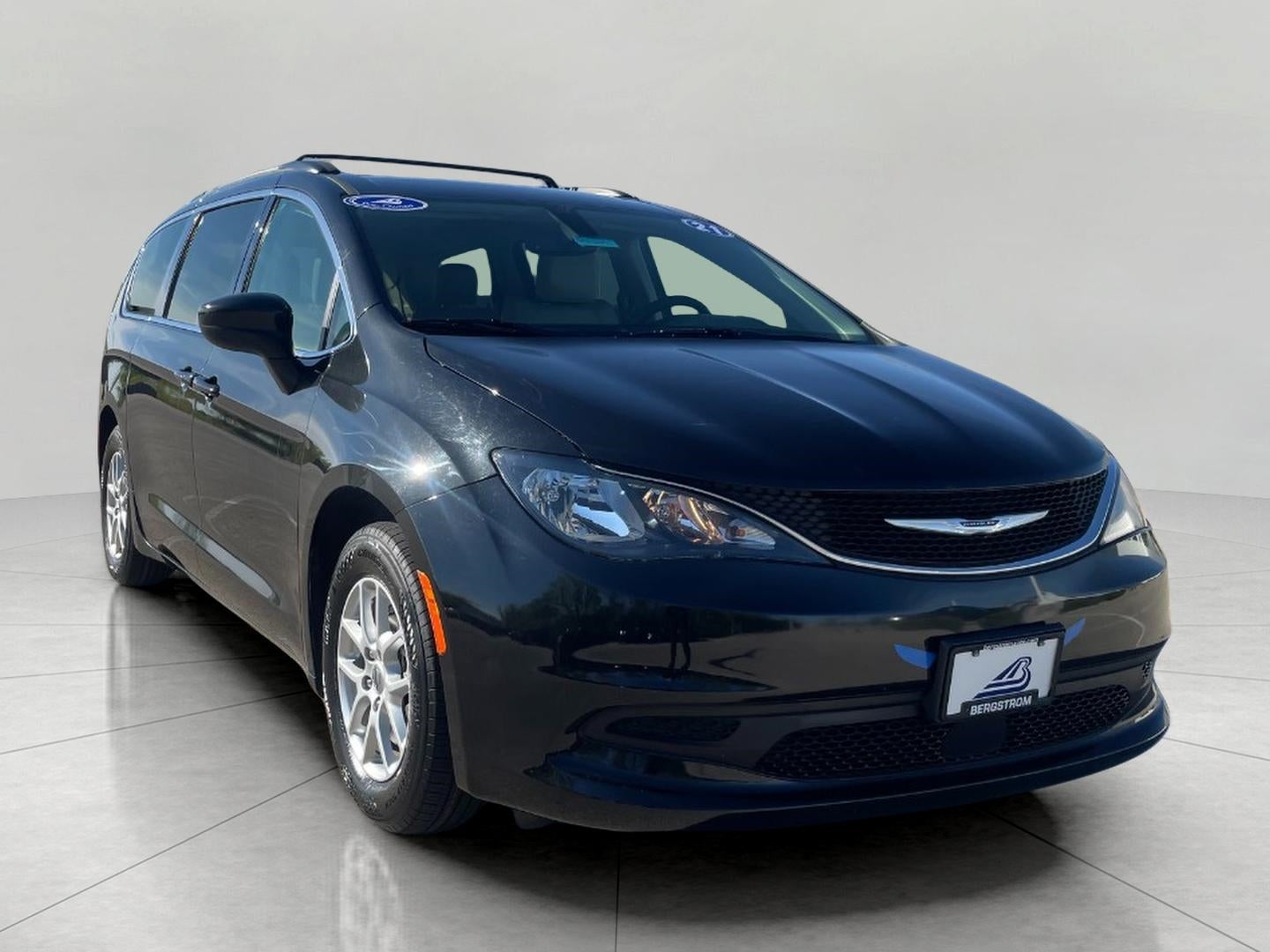 2021 Chrysler Voyager LXI FWD