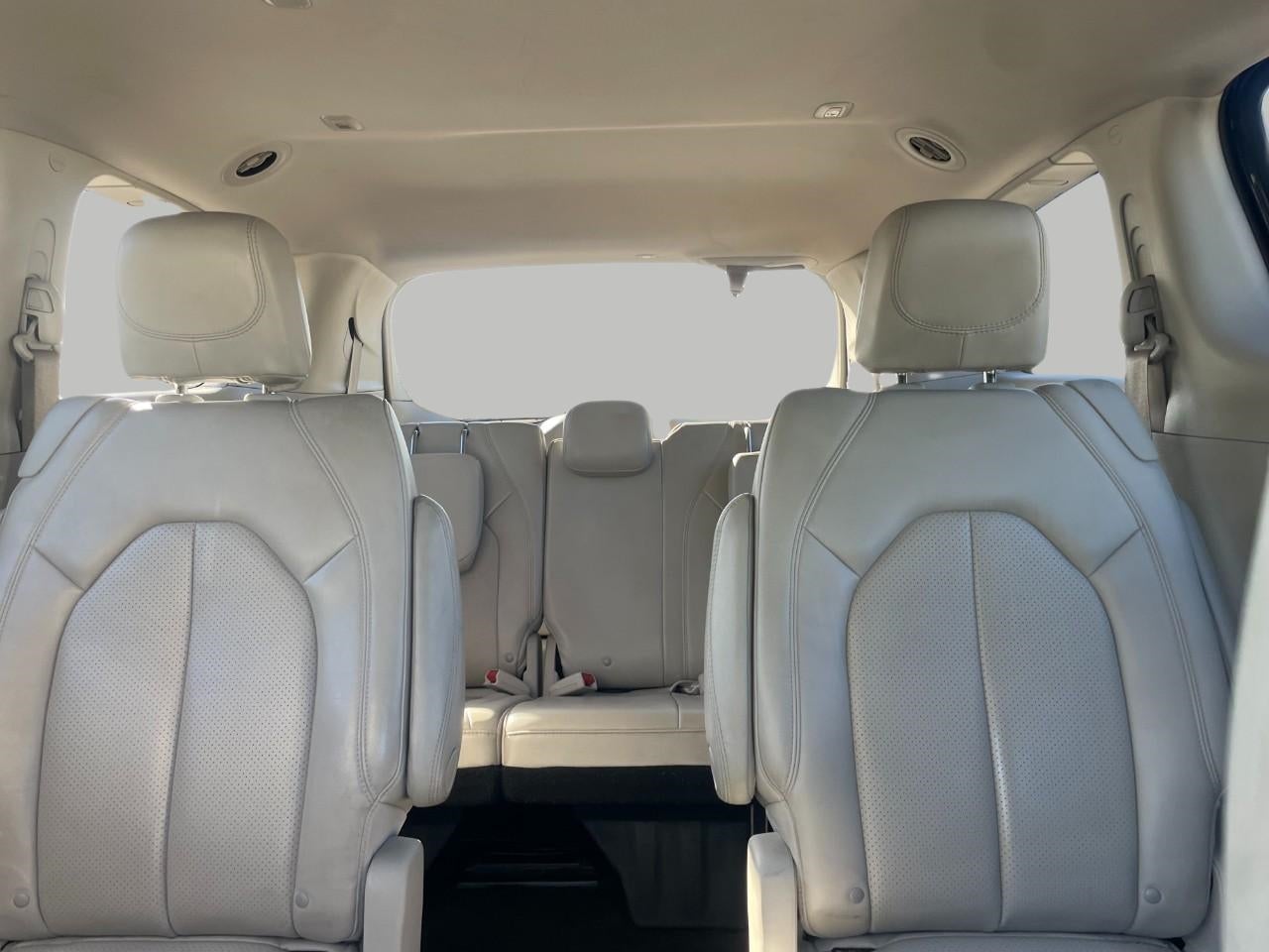 2021 Chrysler Voyager LXI FWD