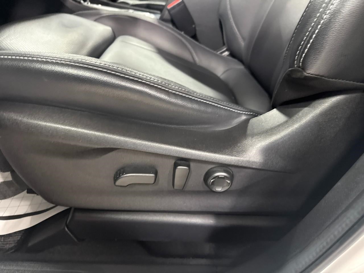 2023 Subaru Ascent Limited 8-Passenger