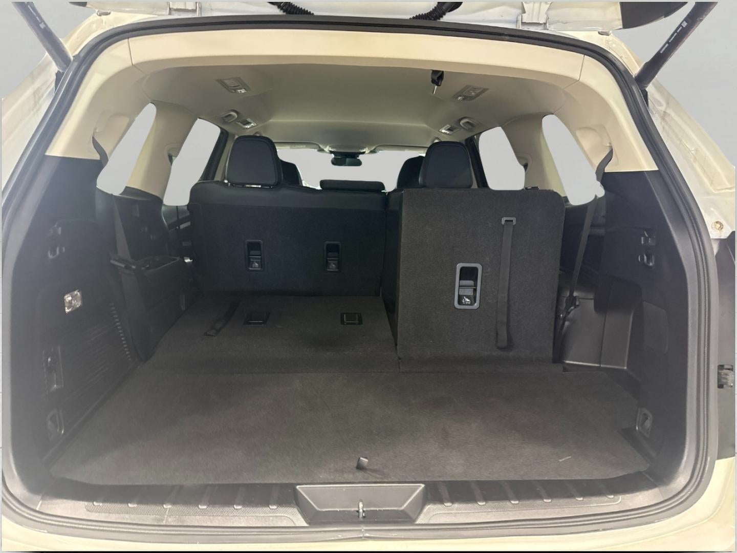 2023 Subaru Ascent Limited 8-Passenger