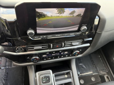 2023 Nissan Pathfinder SV 4WD