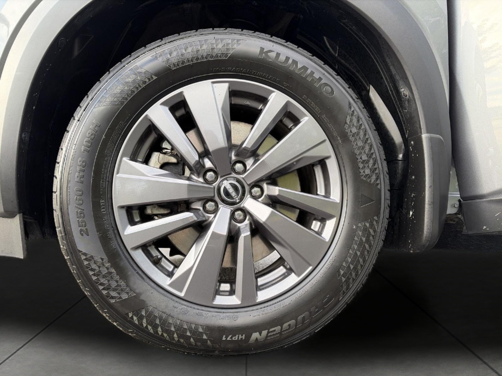 2023 Nissan Pathfinder SV 4WD