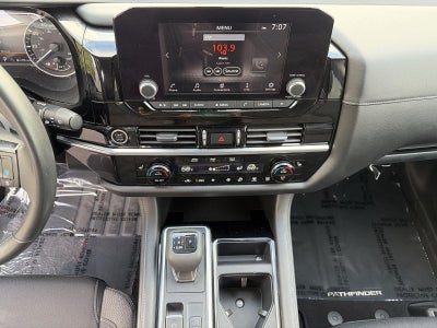 2023 Nissan Pathfinder SV 4WD