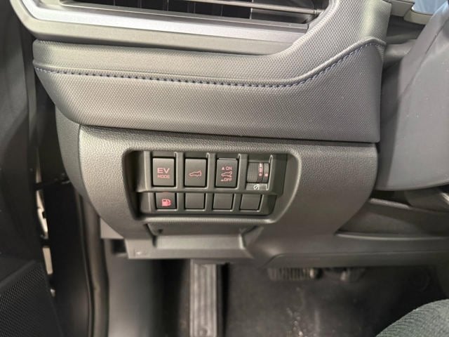 2025 Subaru FORESTER Limited Hybrid