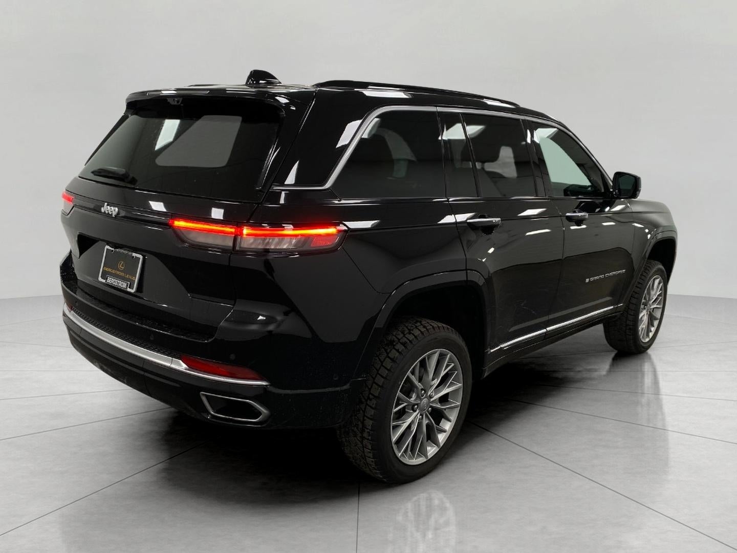 2024 Jeep GRAND CHEROKEE SPORT UTILITY