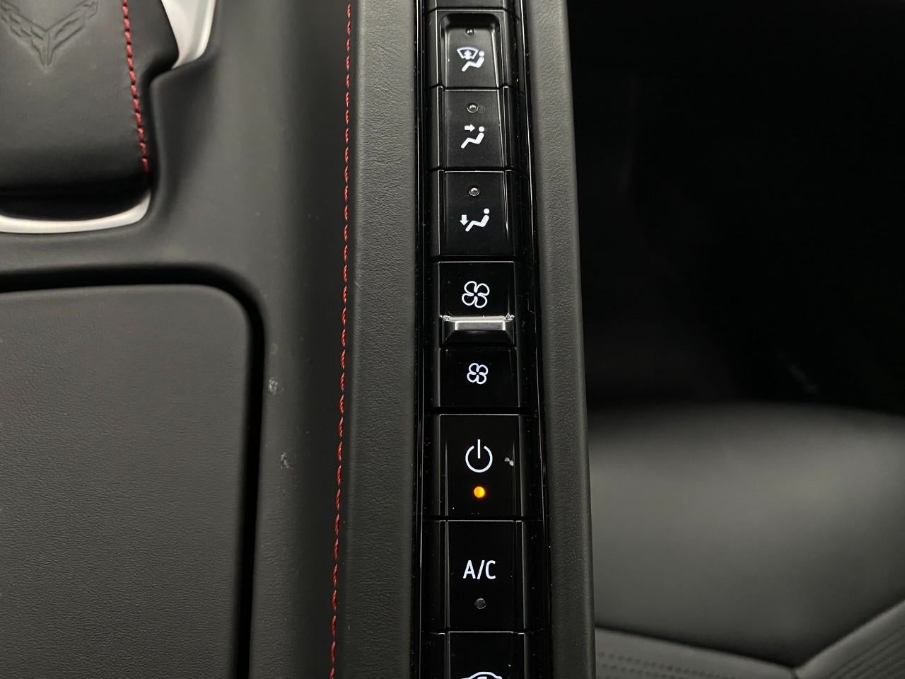 2020 Chevrolet Corvette 2dr Stingray Cpe w/3LT