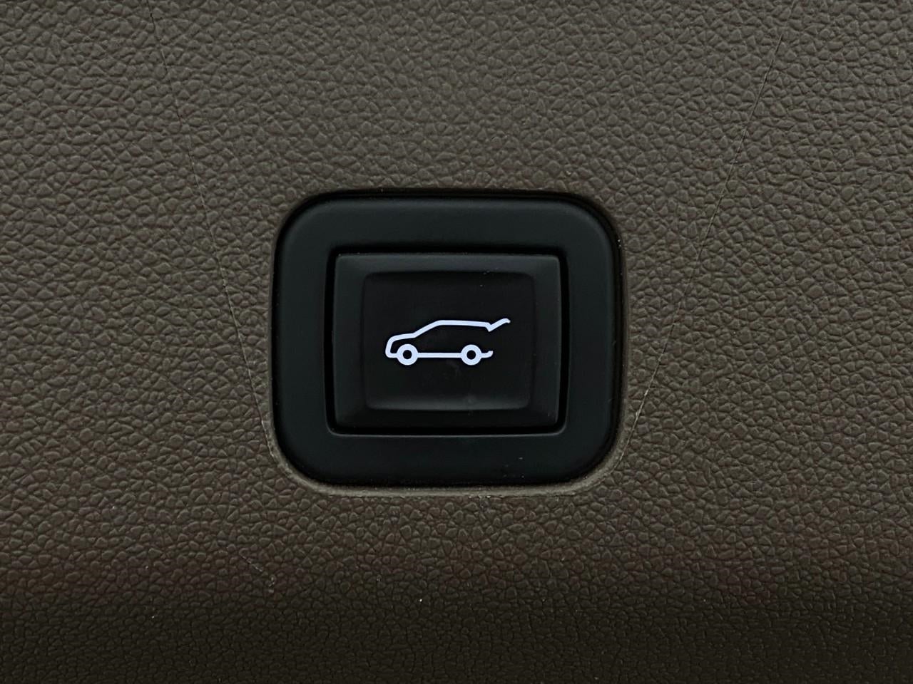 2024 GMC Yukon XL 4WD 4dr Denali