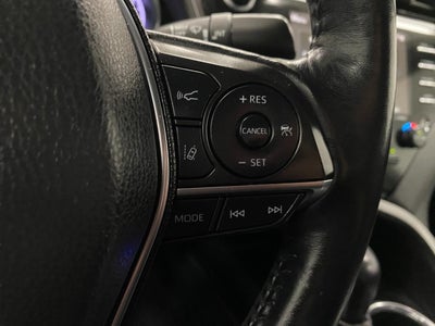 2020 Toyota Camry XLE Auto AWD