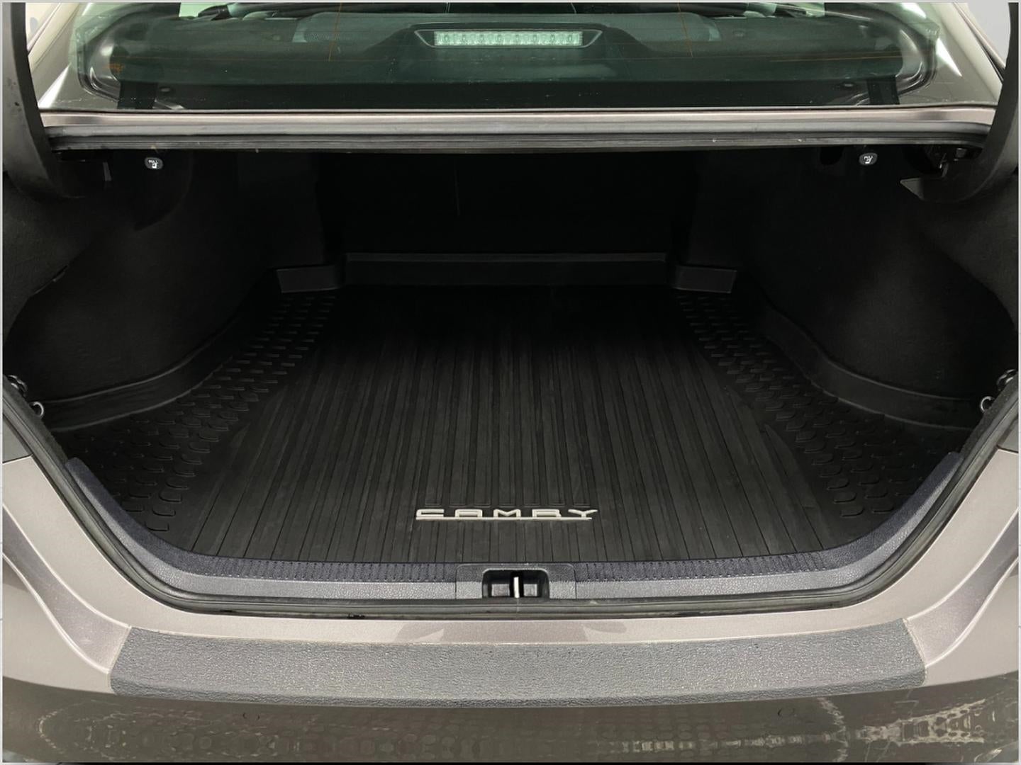 2020 Toyota Camry XLE Auto AWD