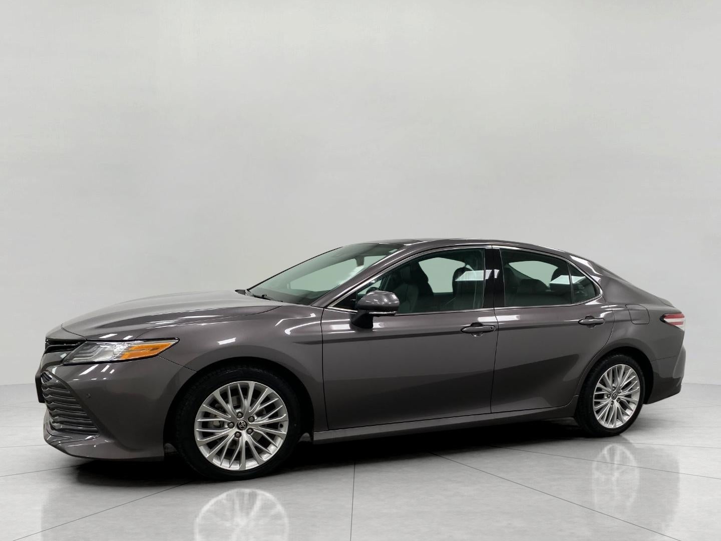 2020 Toyota Camry XLE Auto AWD