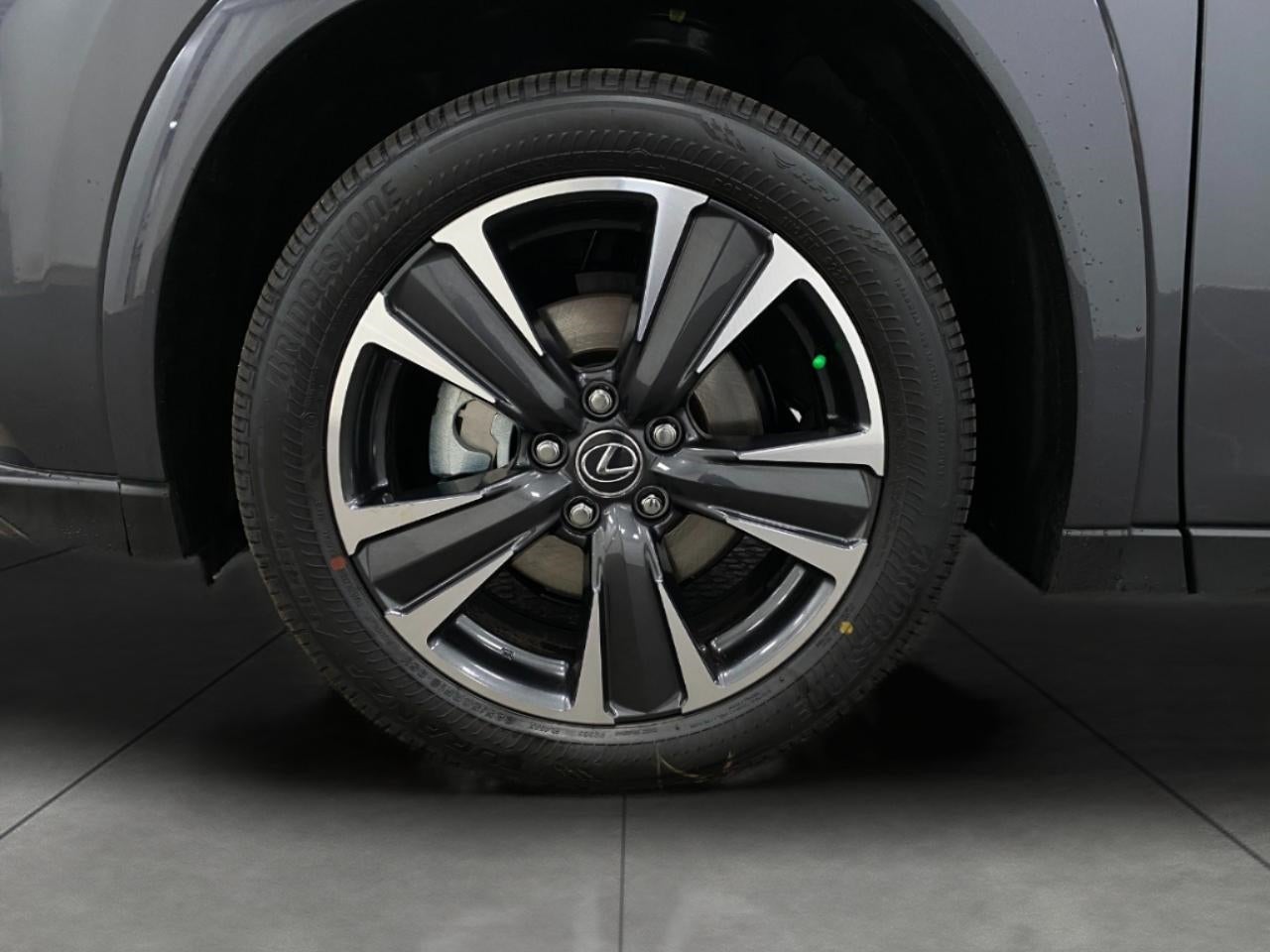 2025 Lexus UX UX 300h Premium AWD