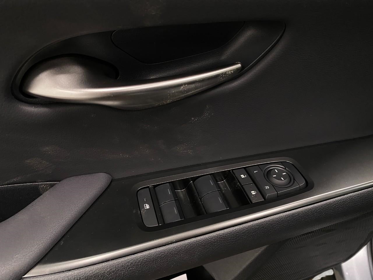 2025 Lexus UX UX 300h Premium AWD