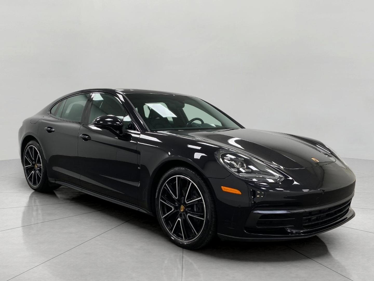 2018 Porsche Panamera Base