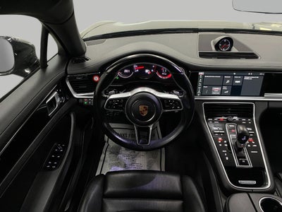 2018 Porsche Panamera Base