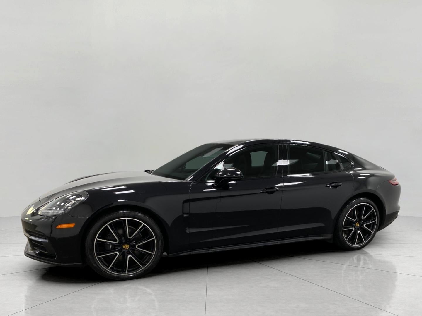 2018 Porsche Panamera Base