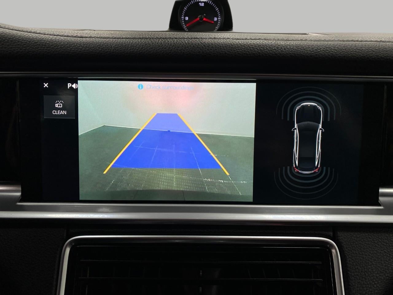 2018 Porsche Panamera Base