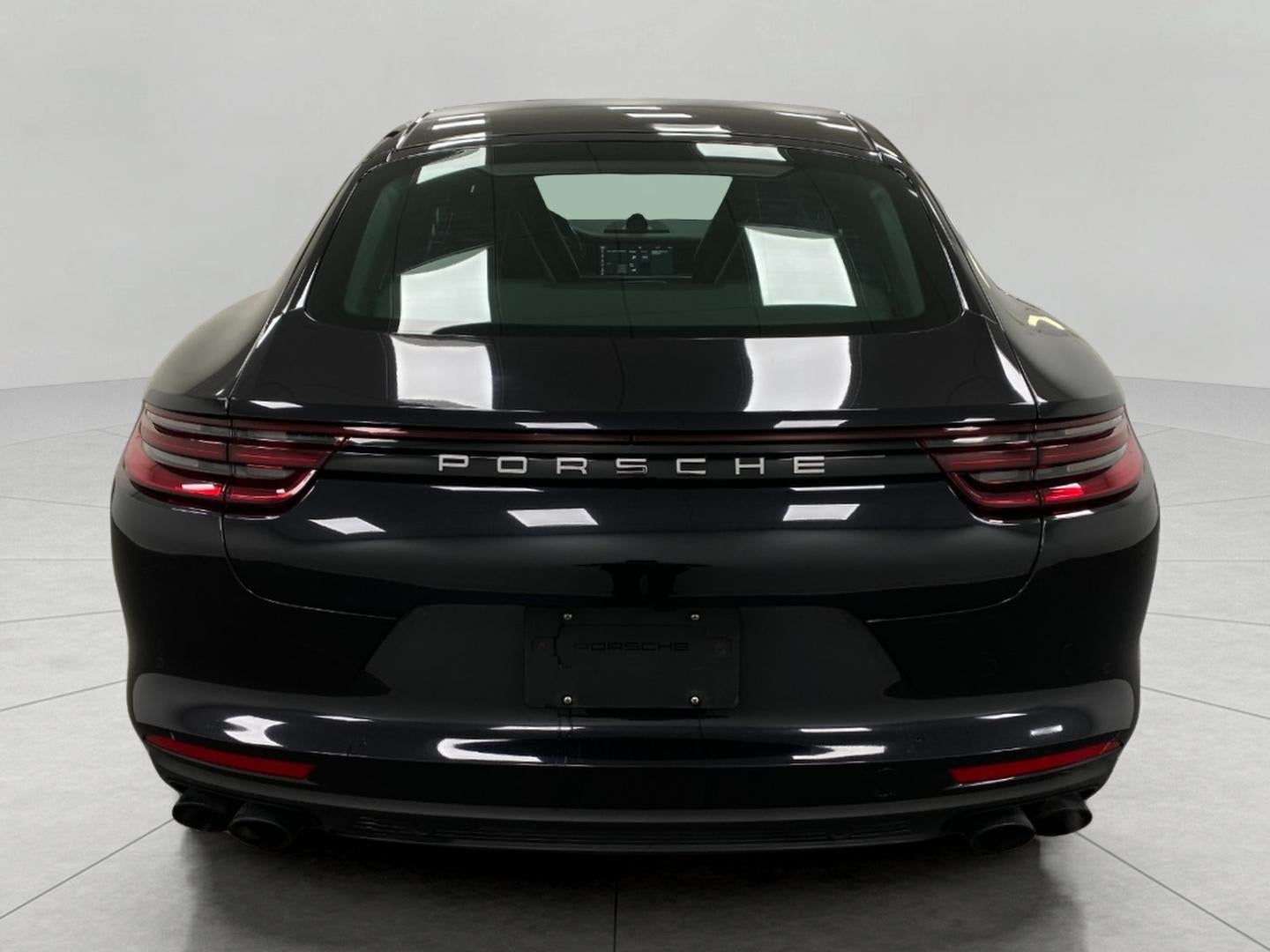 2018 Porsche Panamera Base