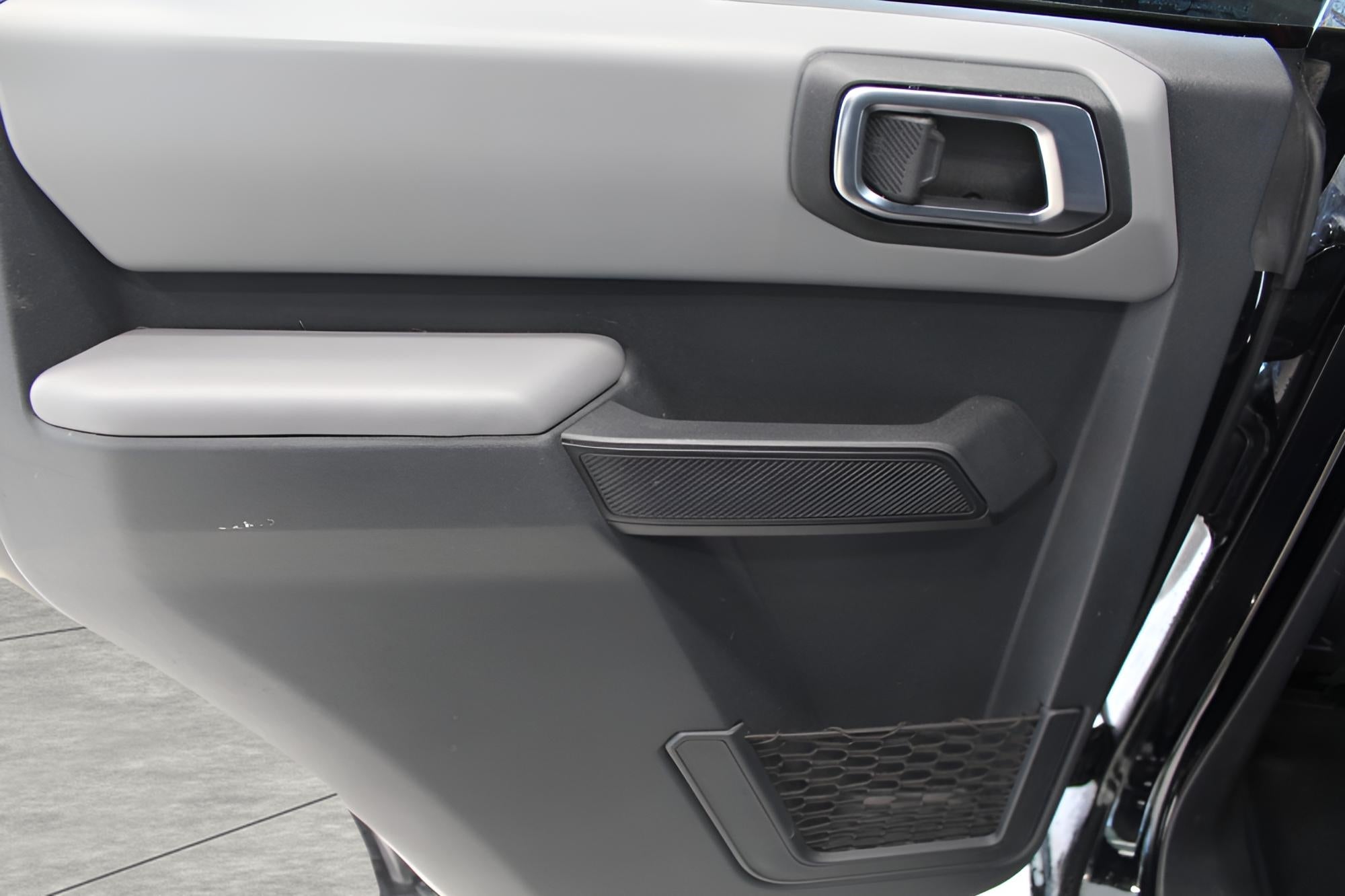 2023 Ford Bronco Base 4 Door 4x4