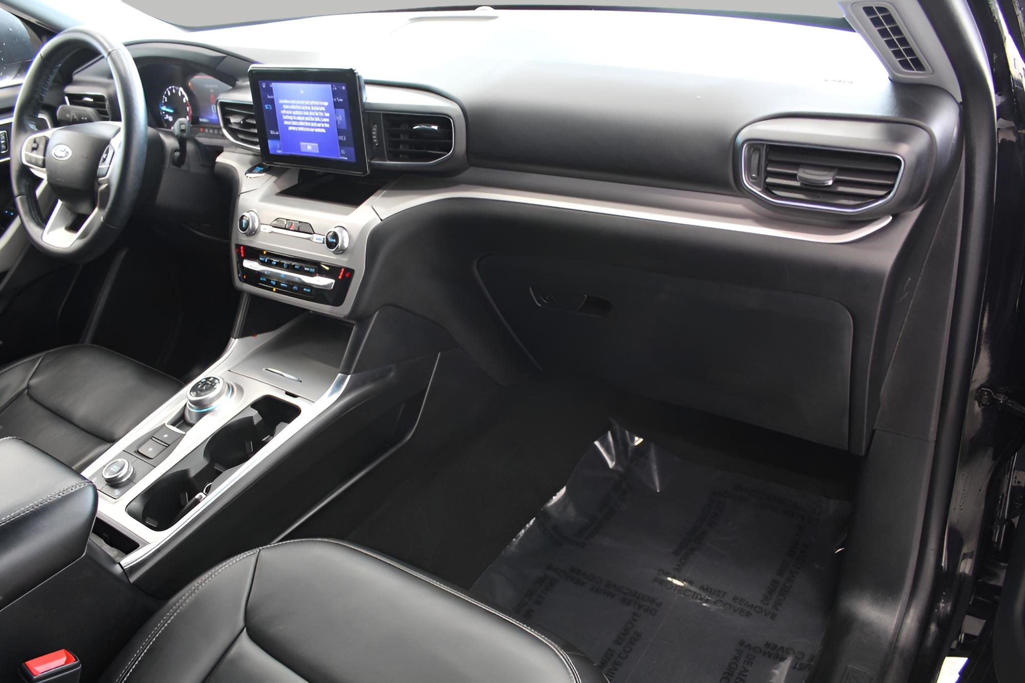 2023 Ford Explorer XLT 4WD