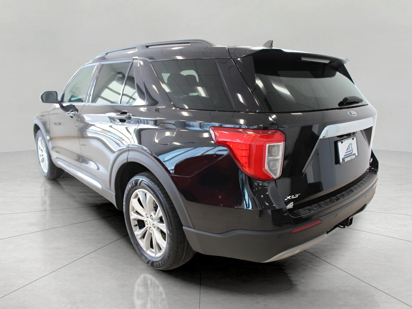 2023 Ford Explorer XLT 4WD