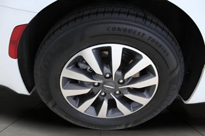 2022 Chrysler Pacifica Hybrid Touring L FWD